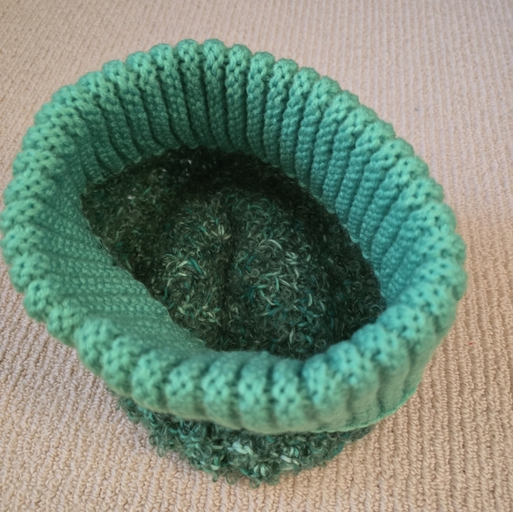 Vintage Granny Knit Green Hat - Picture 3 of 3